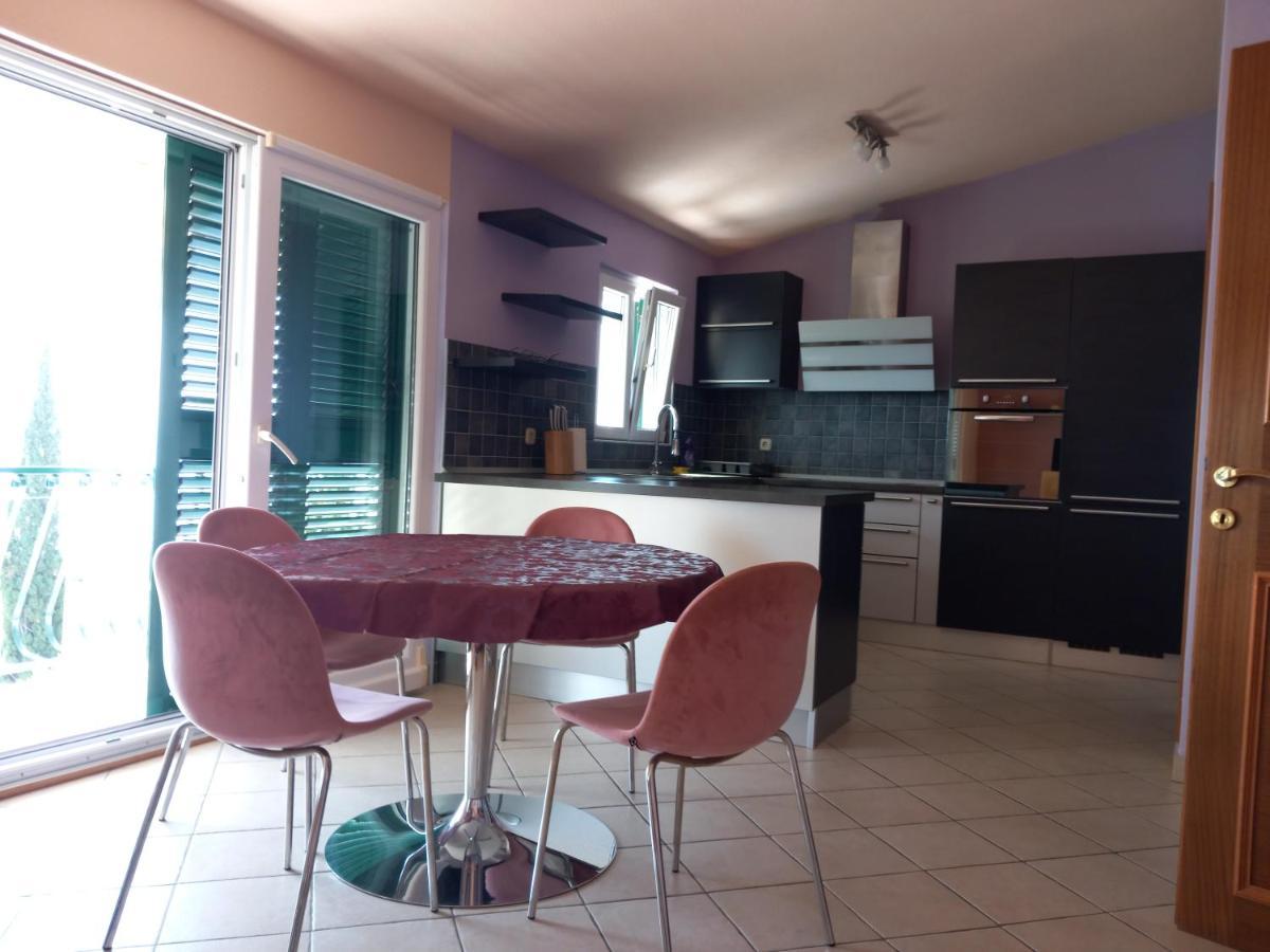 Mitan Apartman Тучепи Екстер'єр фото